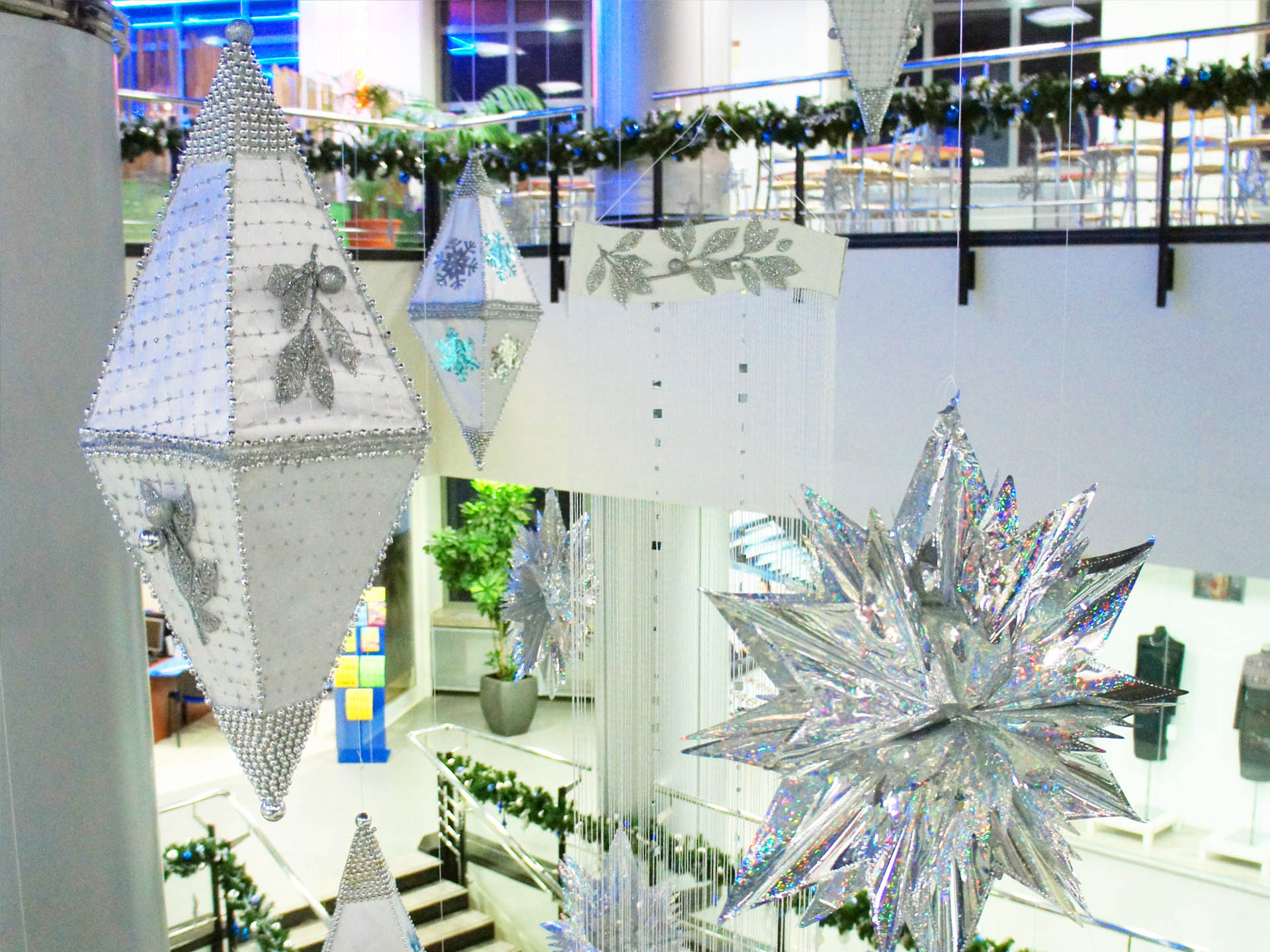 Новогодние Украшения Где Купить В Новосибирске Недорого